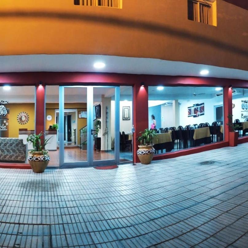 Nuevo Hotel Roble แตร์มัส เด ริโอ ออนโด ภายนอก รูปภาพ